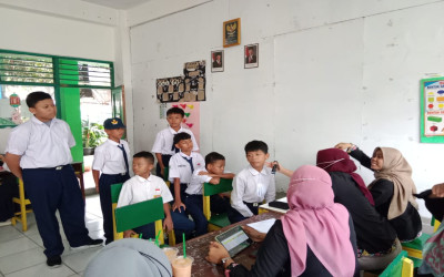 Kegiatan Pemeriksaan Kesehatan dan Vaksinasi HPV
